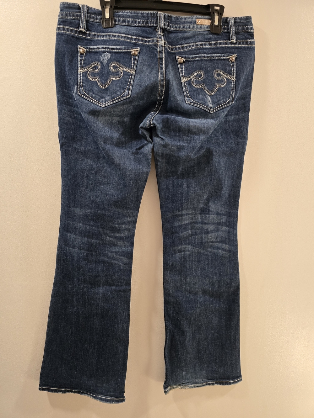 Express Women's Bootcut Jeans in Blue Wash - Picture 2 of 5